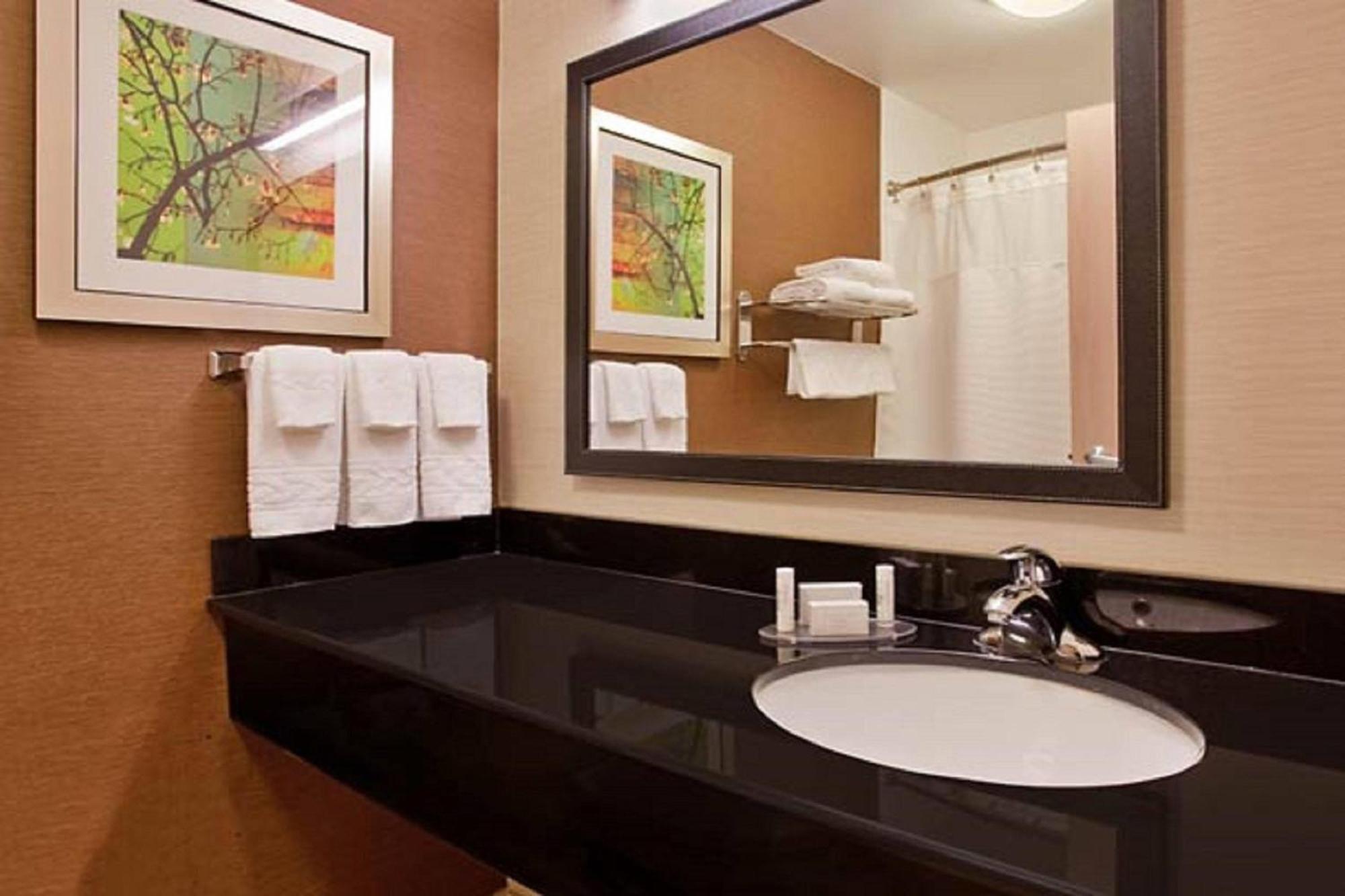 Fairfield Inn & Suites Tulsa South Medical District Ngoại thất bức ảnh