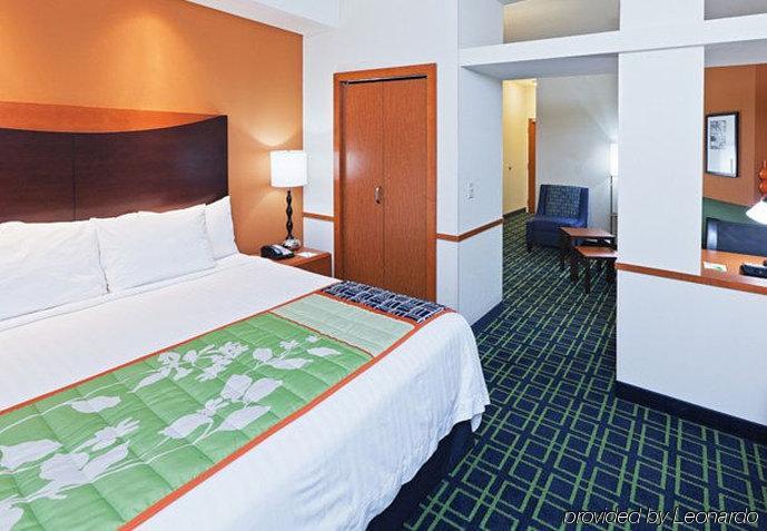 Fairfield Inn & Suites Tulsa South Medical District Ngoại thất bức ảnh